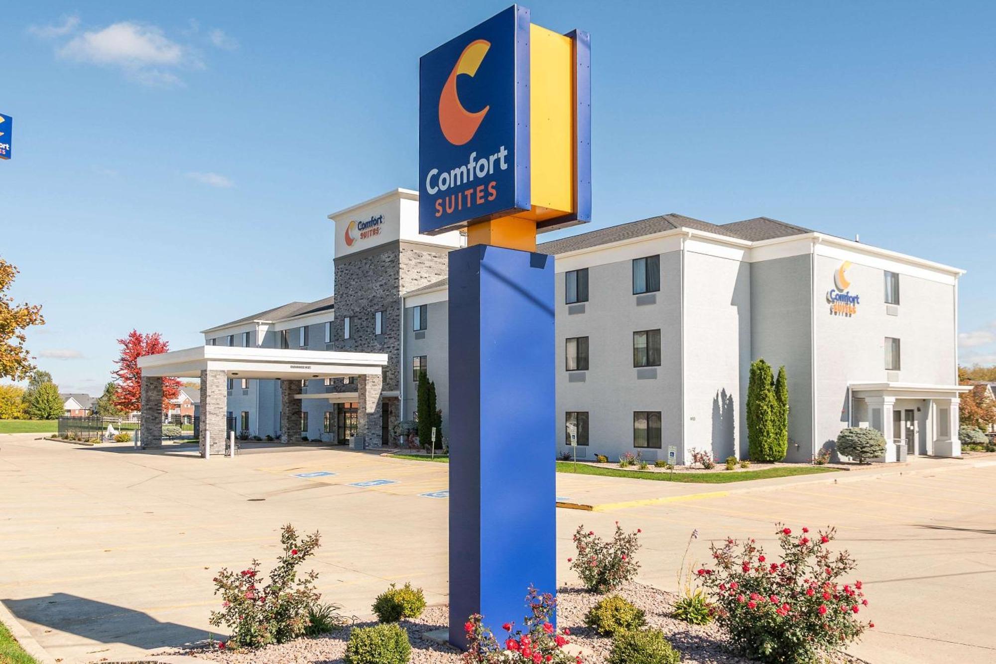 Comfort Suites Bloomington I-55 And I-74 Exterior foto